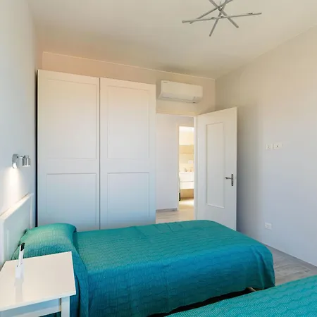 Delfino By Interhome Буссана-Нуова