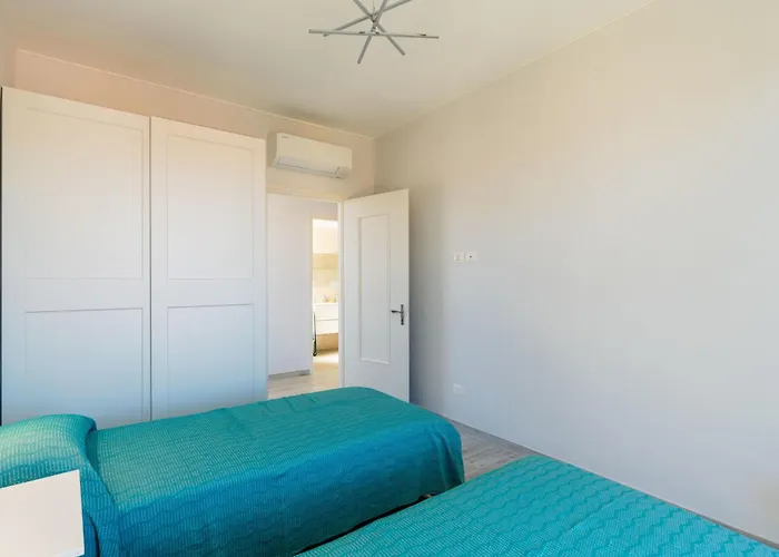 Lejlighed Delfino By Interhome Bussana Nuova